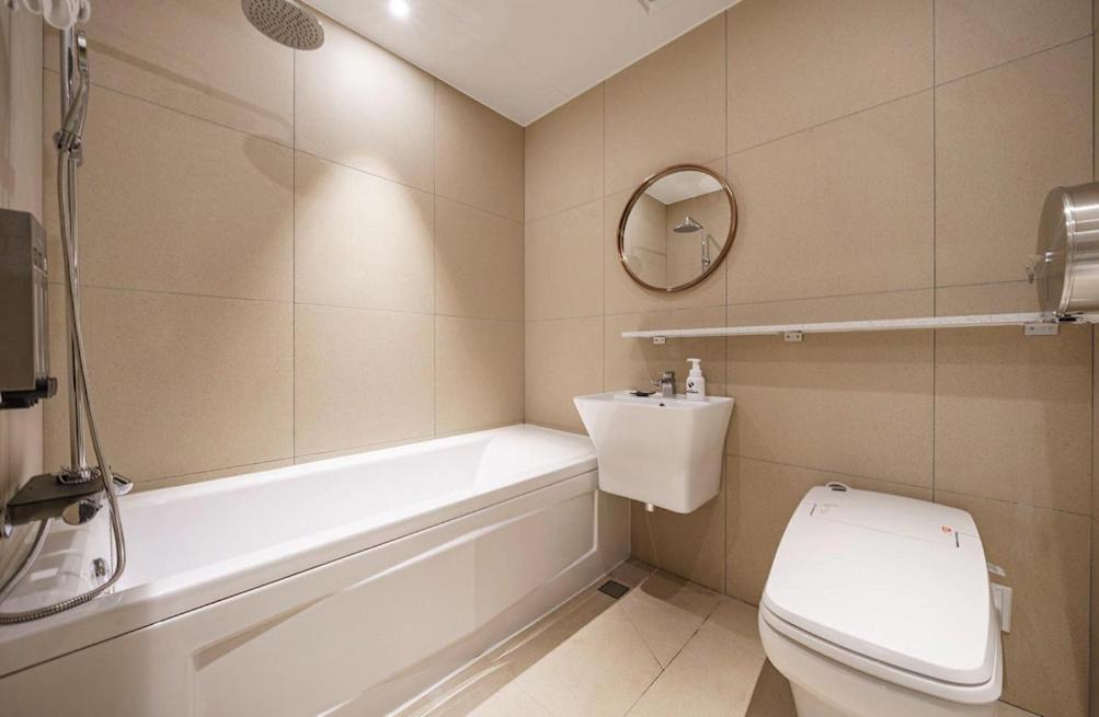 Brown-Dot Hotel Geomdan Инчон Экстерьер фото