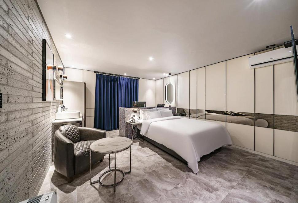 Brown-Dot Hotel Geomdan Инчон Экстерьер фото