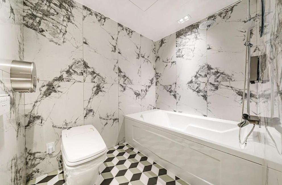 Brown-Dot Hotel Geomdan Инчон Экстерьер фото